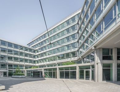 New Courts, Berlino, Germania