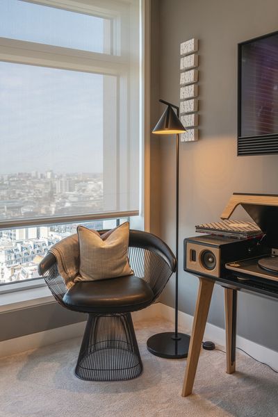 Tende a rullo, SG 4960, Multiscreen 1-10%, Centre Point, London, United Kingdom