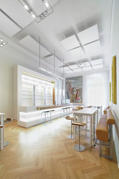 Tende a strisce verticali, SG 2900, Colorama 2, Room shot "Koblenz Castle", Koblenz, Germany, Vertical Waves