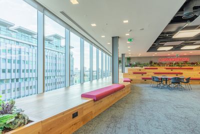 Tende a rullo, SG 4910, Versascreen 1-10%, Virgin Money, Glasgow, Scotland, United Kingdom