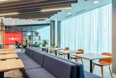 Tende arricciate, SG 5600, Colorama 1, Virgin Money, Glasgow, Scotland, United Kingdom