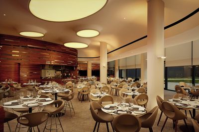 Tende a rullo, SG 4970, Multiscreen 1-10%, Double Tree by Hilton, Wroclaw, Poland
