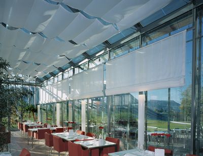 Tende a pacchetto, SG 2120, Colorama 1, Room shot "Paul Klee Zentrum - Restaurant Schöngrün", Berne, Switzerland