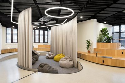 Tende arricciate, SG 6100, Colorama 2 Multicolour, HUBB Biologiezentrum Universität Wien, Vienna, Austria