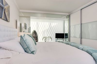 Tende a strisce verticali, SG 2900, Multi Visio, Private Home, Poole Dorset, United Kingdom, Vertical Waves